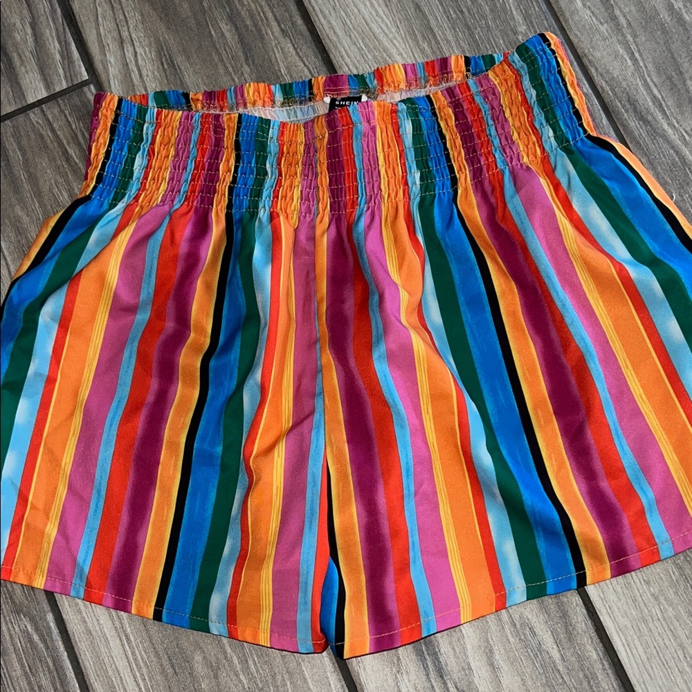 SHEIN Multicolor Striped High Waist Shorts